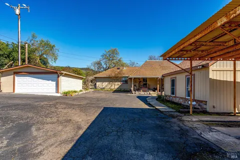 $3,100,000 | 3061 North Avenue, Napa, CA 94558
