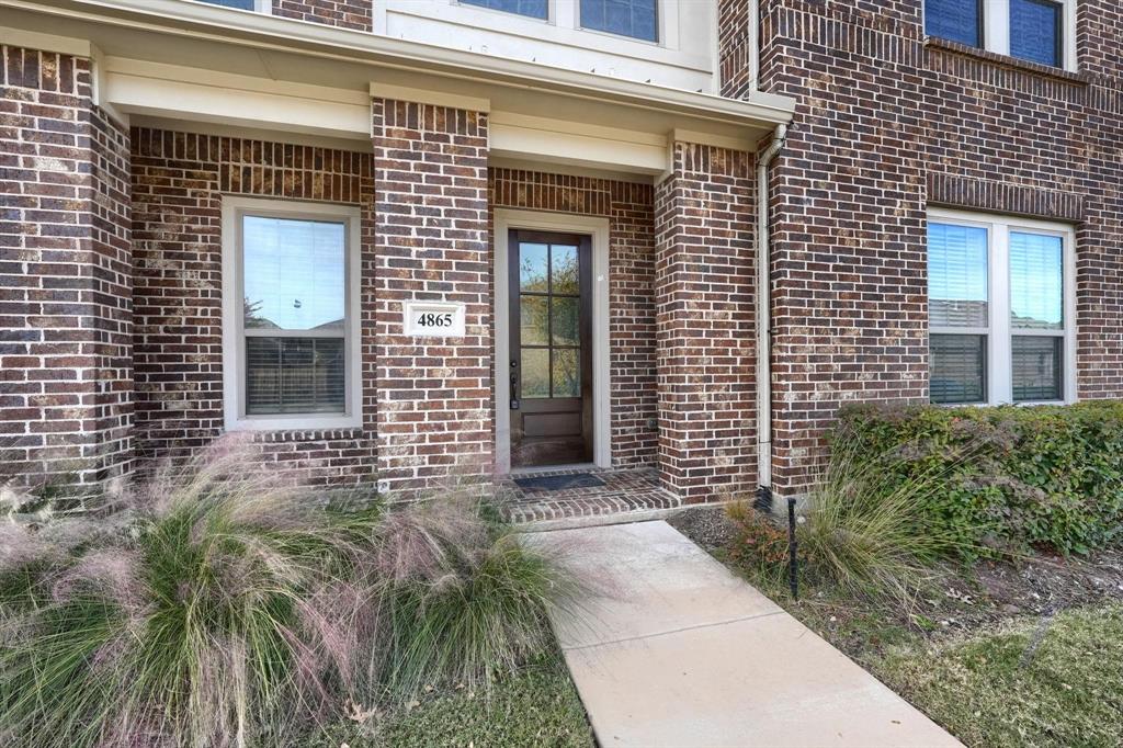 4865 Rattler Lane Carrollton, TX 75010 - Photo 3 of 29