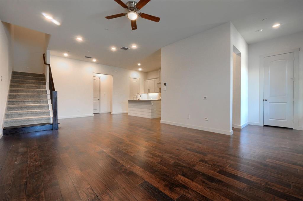 4865 Rattler Lane Carrollton, TX 75010 - Photo 7 of 29