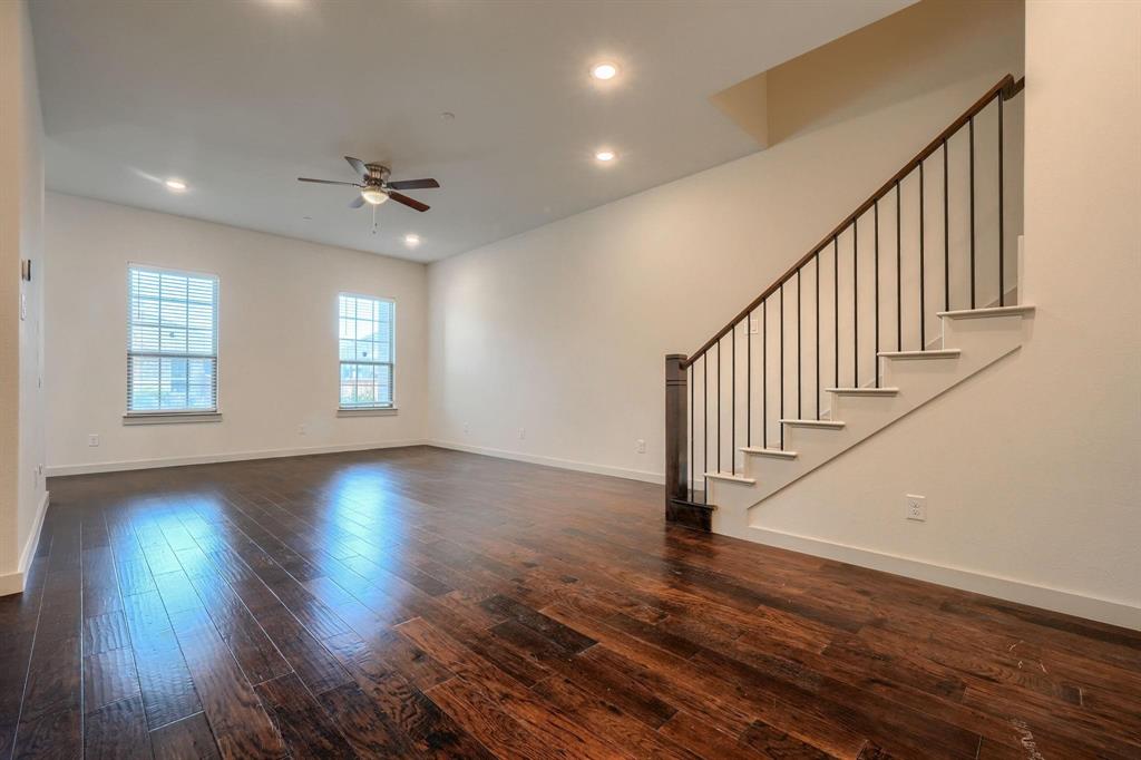 4865 Rattler Lane Carrollton, TX 75010 - Photo 10 of 29