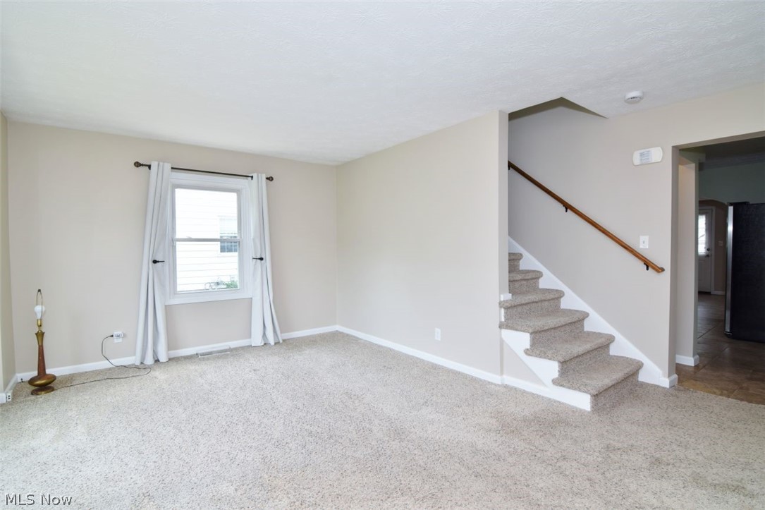 1190 Belrose Road Mayfield Heights, OH 44124 - Photo 6 of 44