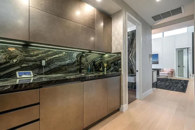 $26,300,000 | 600 5th Key Drive, Fort Lauderdale, FL 33304