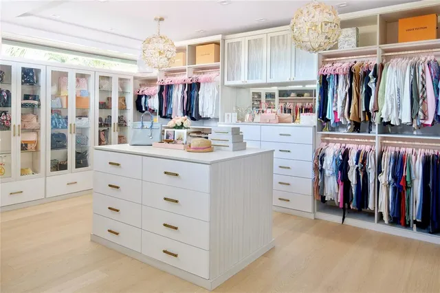 $26,300,000 | 600 5th Key Drive, Fort Lauderdale, FL 33304