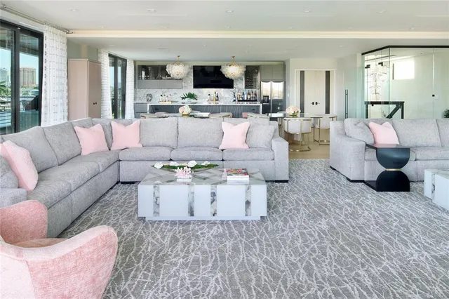 $26,300,000 | 600 5th Key Drive, Fort Lauderdale, FL 33304