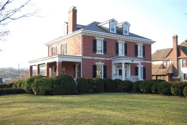 1902 Greenwood Road Southwest Roanoke, VA 24015 - Photo 1 of 50 front
