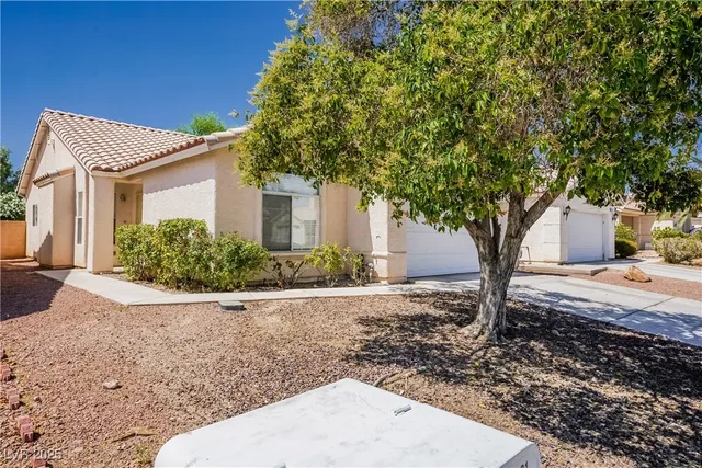 $1,955 | 4525 Bucking Bronco Road, North Las Vegas, NV 89032