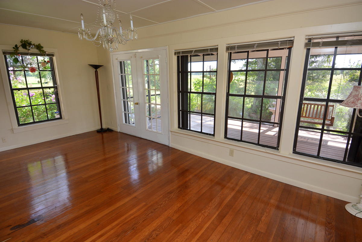 10499 Muller Road Fort Pierce, FL 34945 - Photo 8 of 18 9