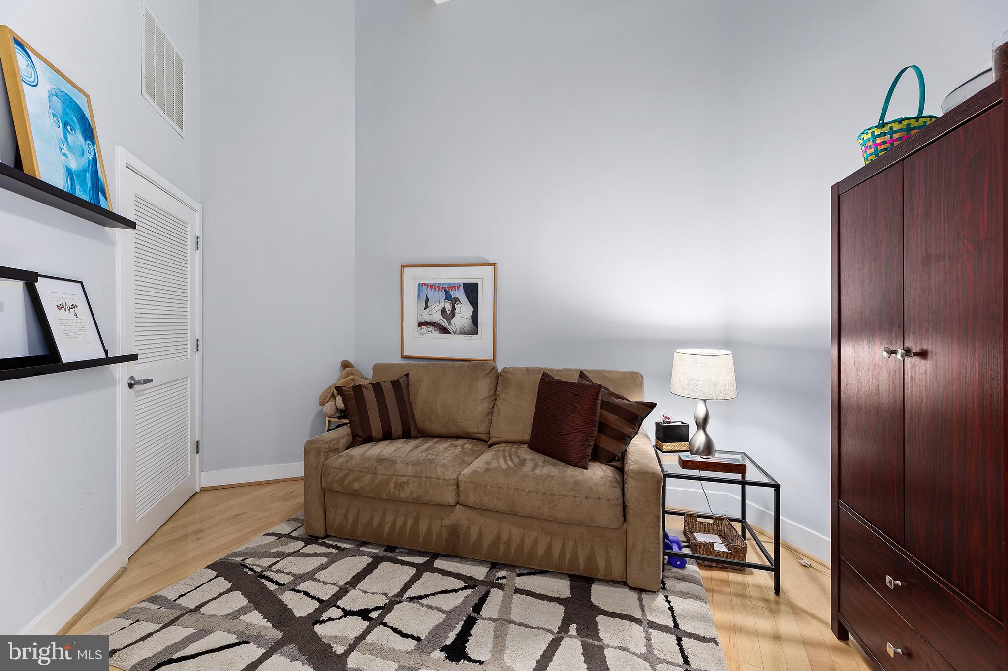 1701 Kalorama Road Northwest, Unit 312 Washington, DC 20009 - Photo 5 of 35 Second bedroom/den