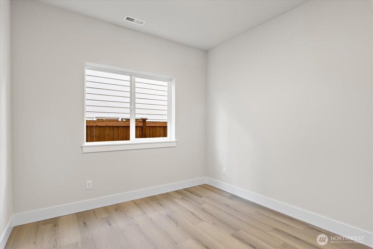 17915 Sunset Road Bothell, WA 98012 - Photo 6 of 32