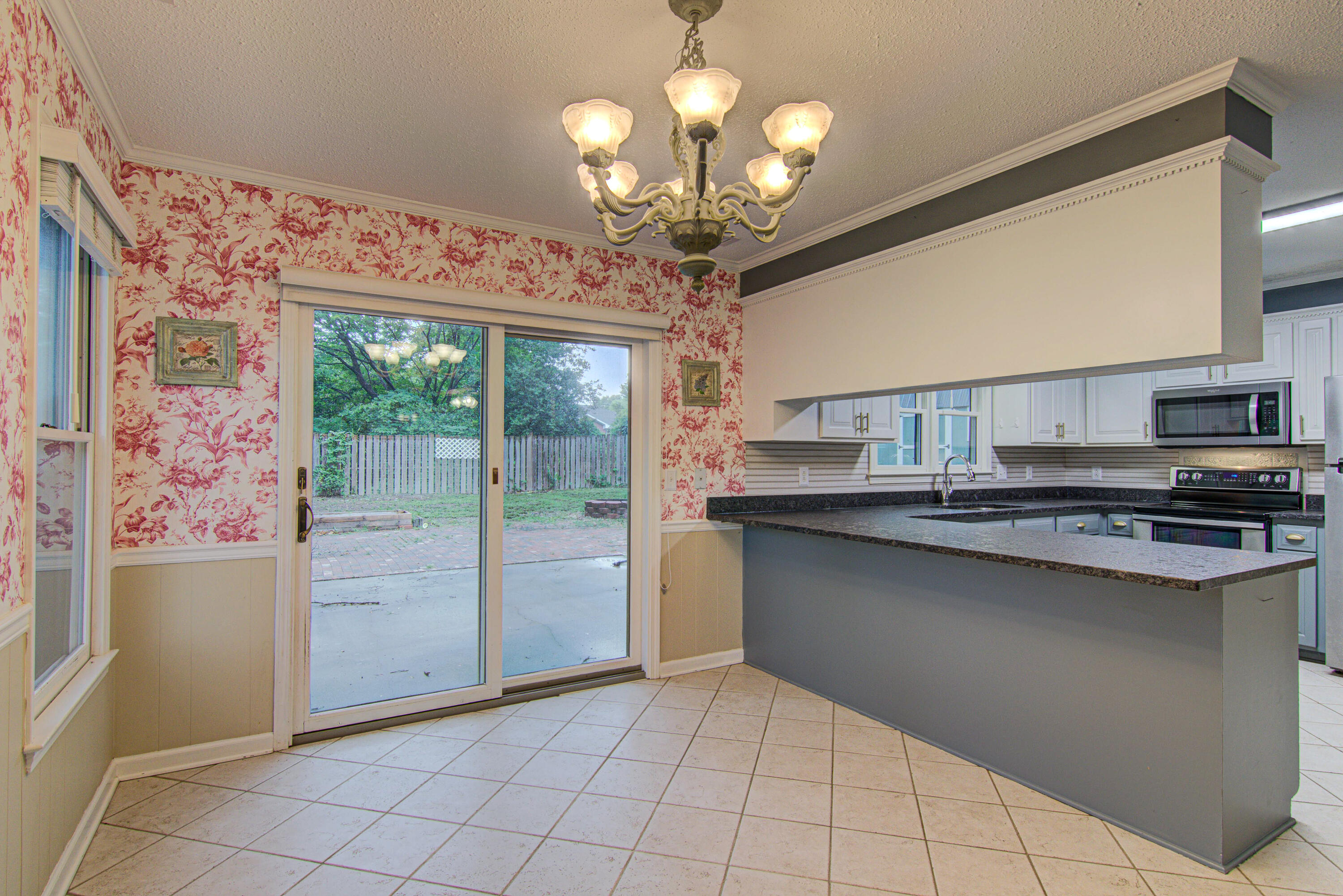 2315 Treetop Lane Sumter, SC 29154 - Photo 8 of 44 2315 Treetop-41