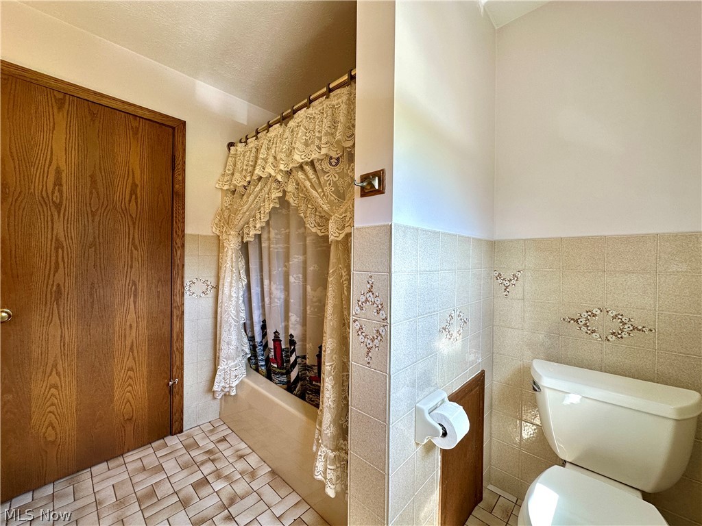 1465 Warner Road Southeast Hubbard, OH 44425 - Photo 21 of 40