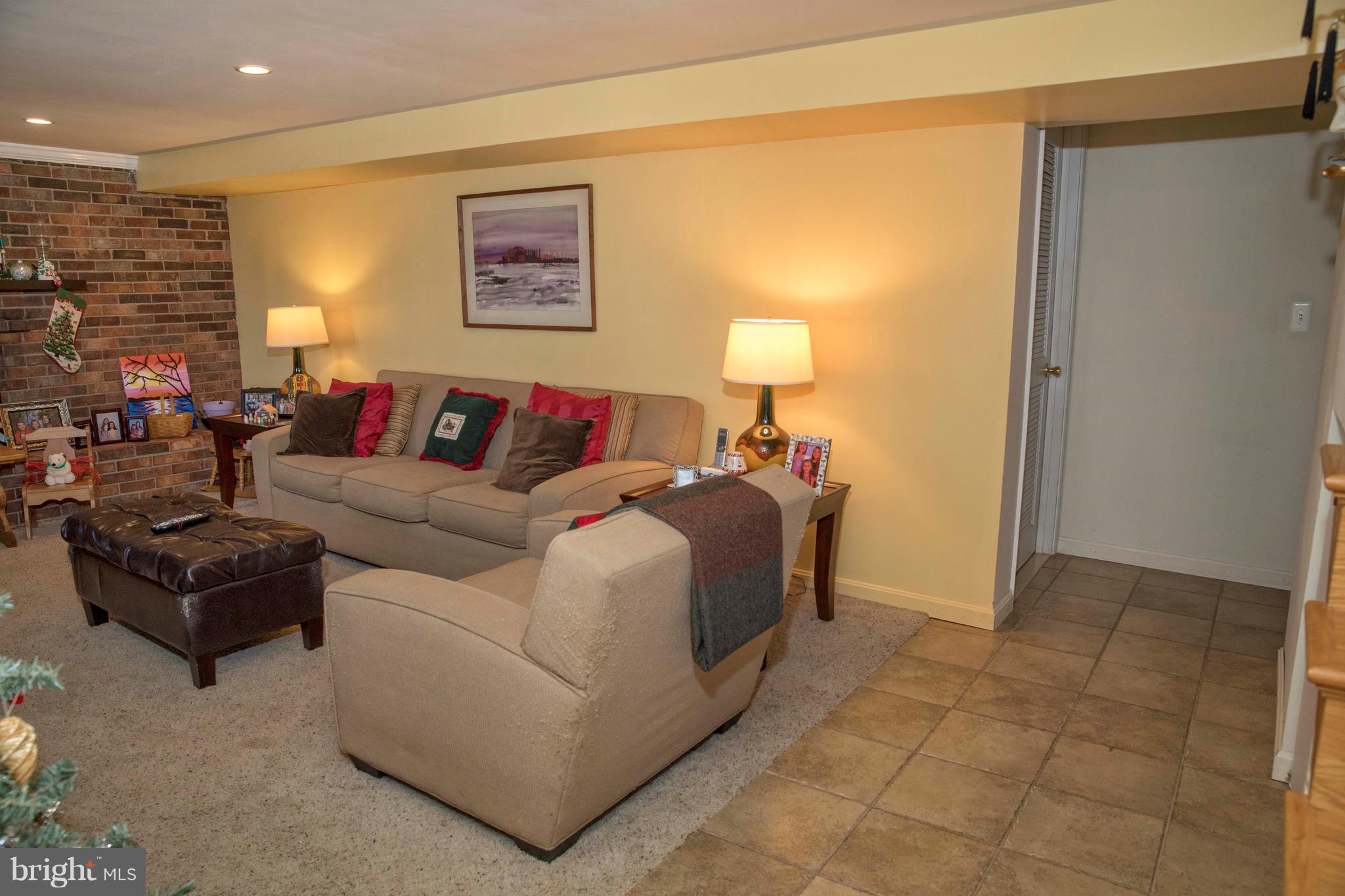 10007 Ellis Road Manassas, VA 20111 - Photo 3 of 24 Gallery Image 3