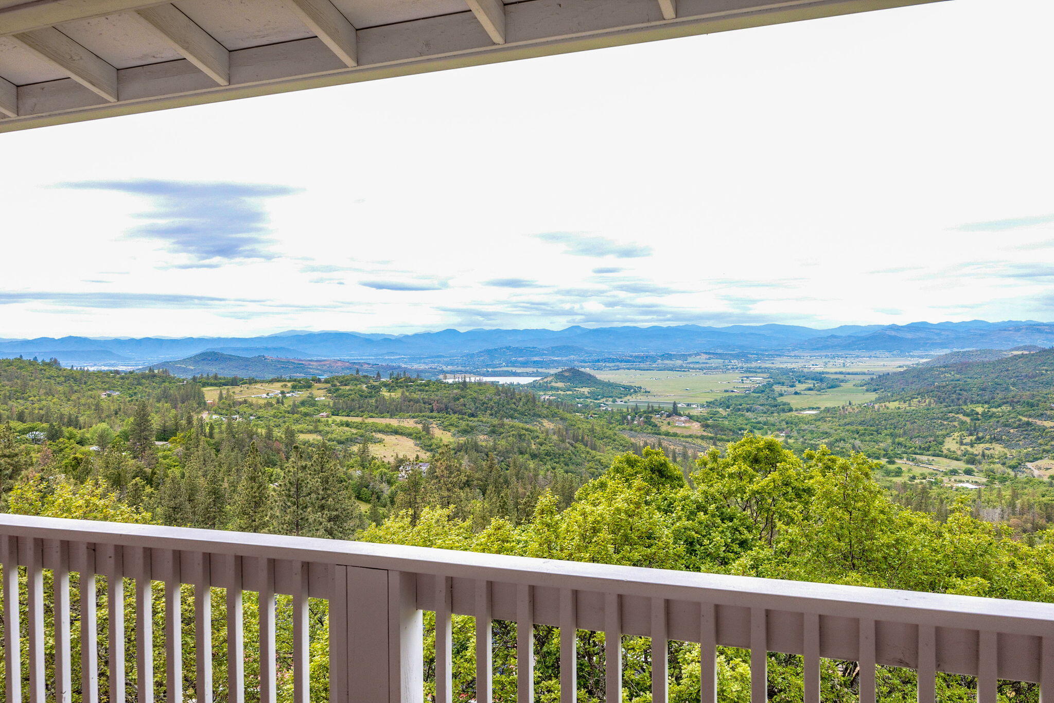 1011 Wren Ridge Drive Eagle Point, OR 97524 - Photo 51 of 89 Views from Main Level Deck