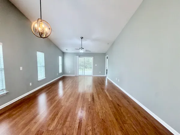 $2,100 | 368 Stafford Drive, Myrtle Beach, SC 29579