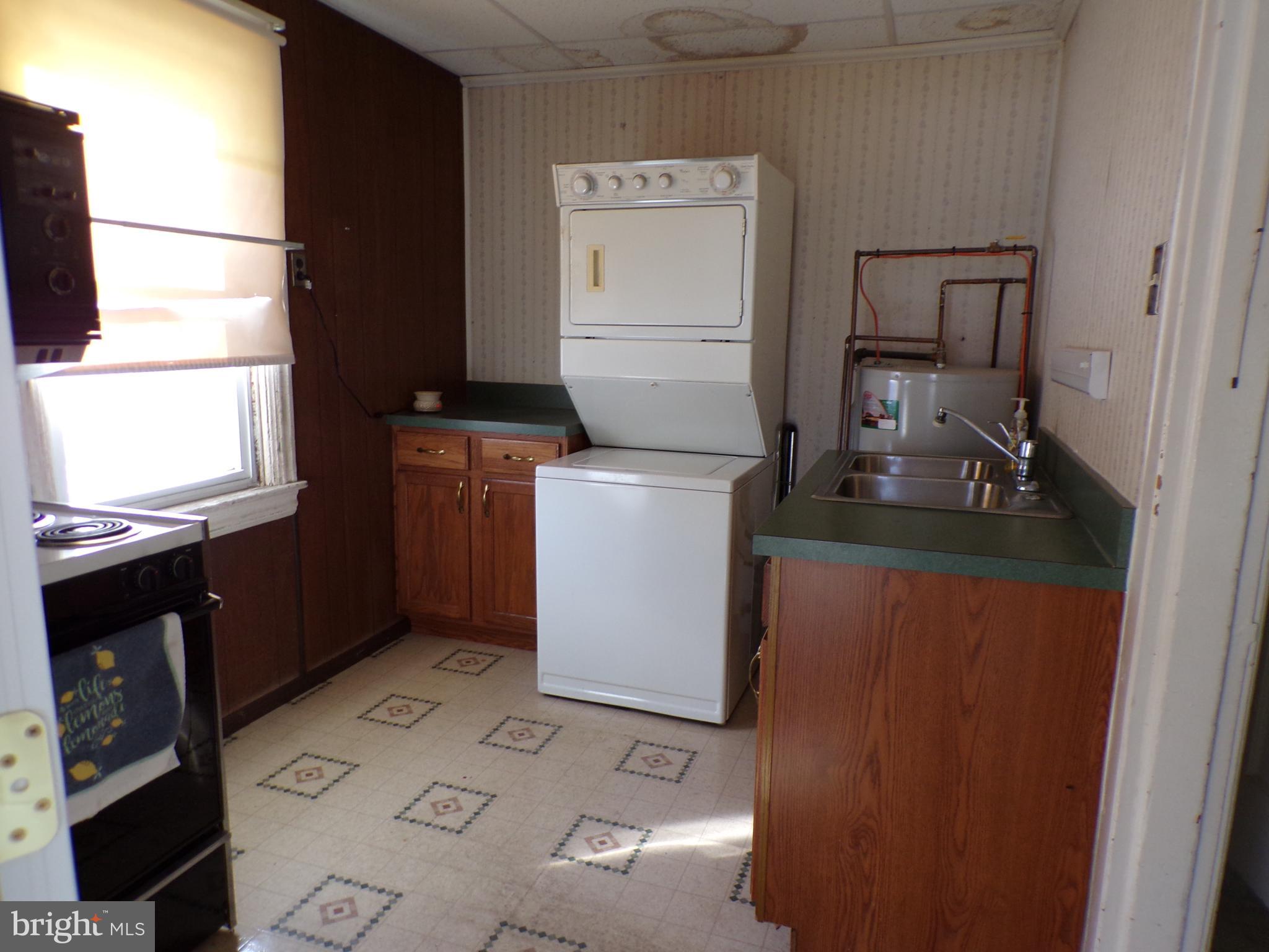 1404 Weavertown Road Lebanon, PA 17046 - Photo 10 of 31 Gallery Image 10