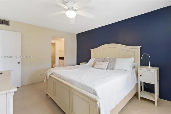 $2,100 | 9480 Poinciana Place, Unit 407, Davie, FL 33324