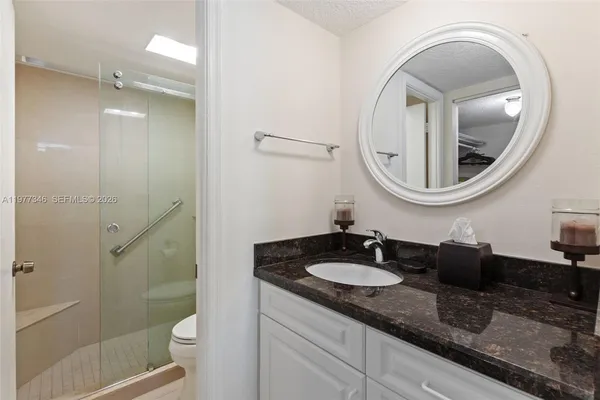 $2,100 | 9480 Poinciana Place, Unit 407, Davie, FL 33324