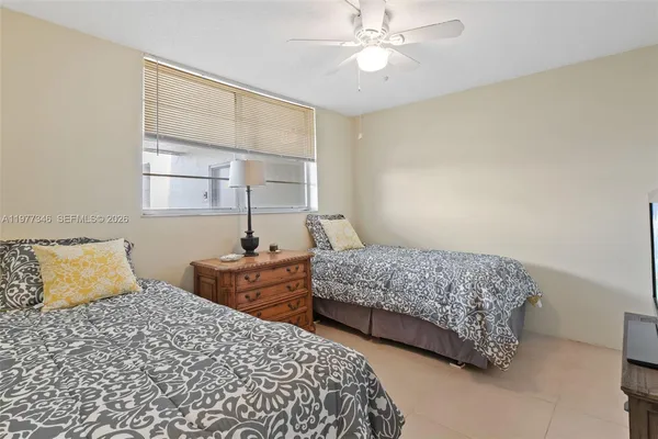 $2,100 | 9480 Poinciana Place, Unit 407, Davie, FL 33324