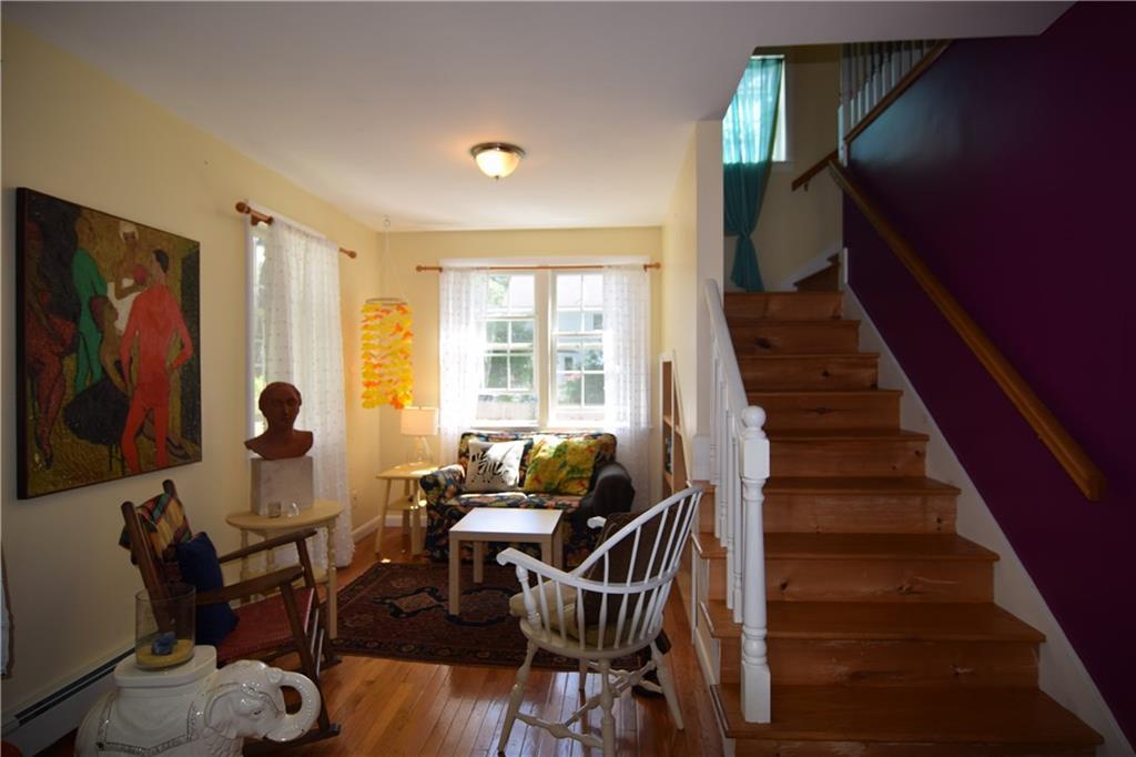 3 Jewett Road Cape Elizabeth, ME 04107 - Photo 18 of 30 Entryway to upstairs room above garage