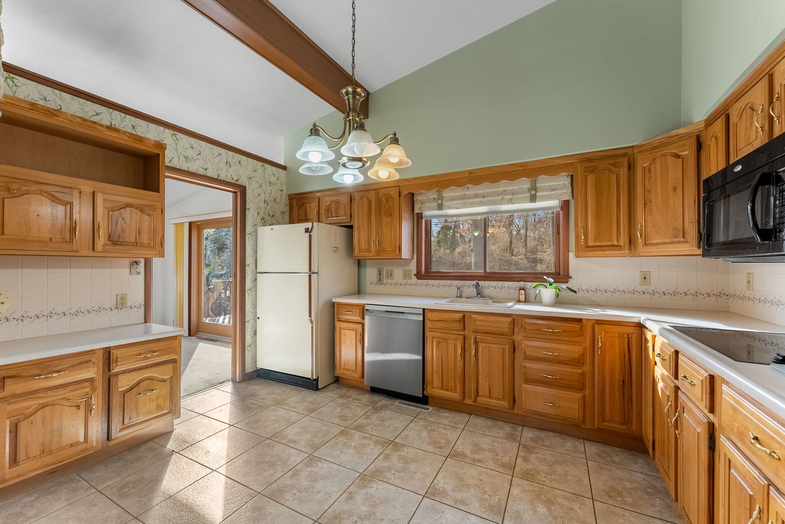 1039 33rd St Court Moline, IL 61265 - Photo 10 of 26