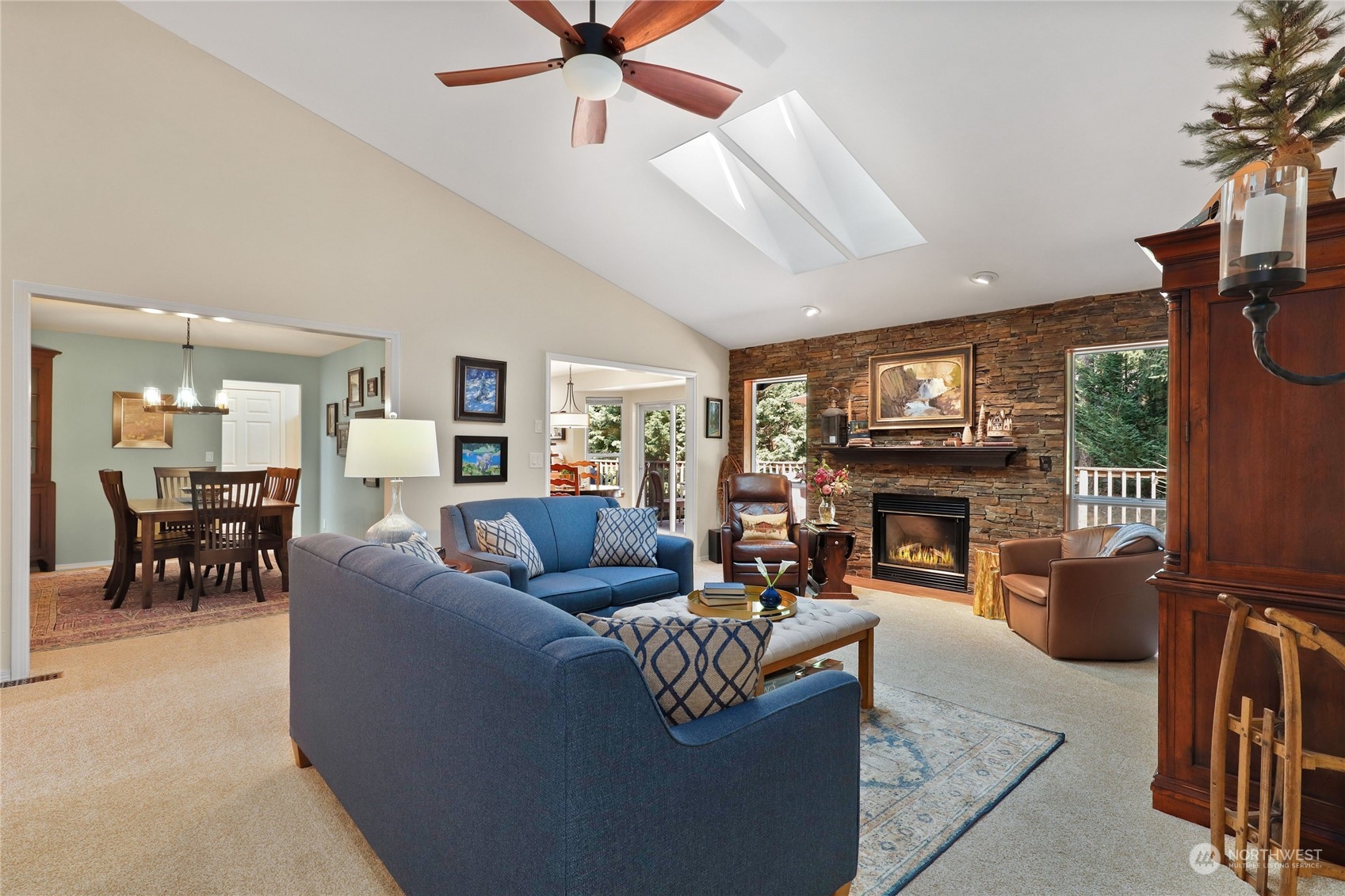 15461 Virginia Point Road Northeast Poulsbo, WA 98370 - Photo 8 of 38 Gallery Image 8