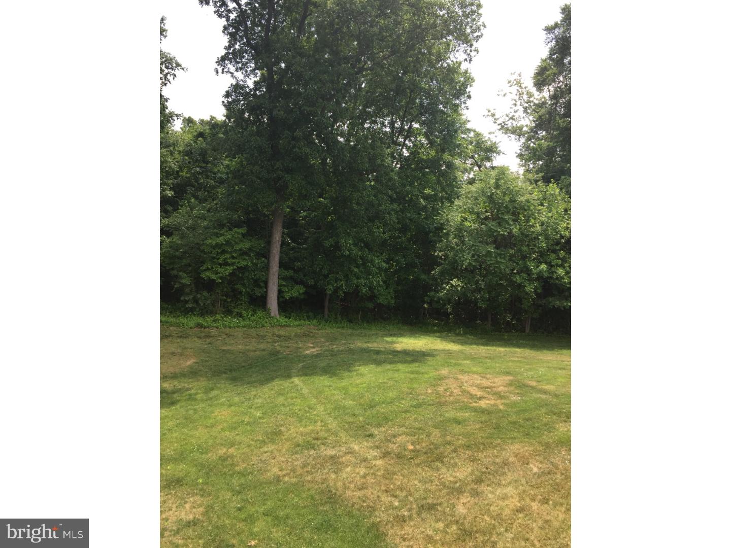 214 Springvalley Way Aston, PA 19014 - Photo 22 of 22 Exterior Back