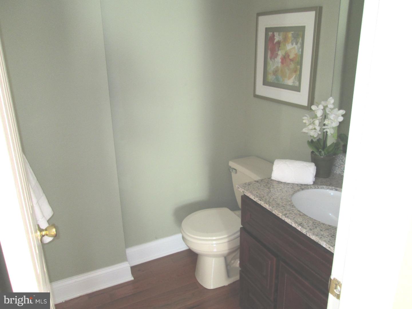 214 Springvalley Way Aston, PA 19014 - Photo 9 of 22 Gallery Image 9
