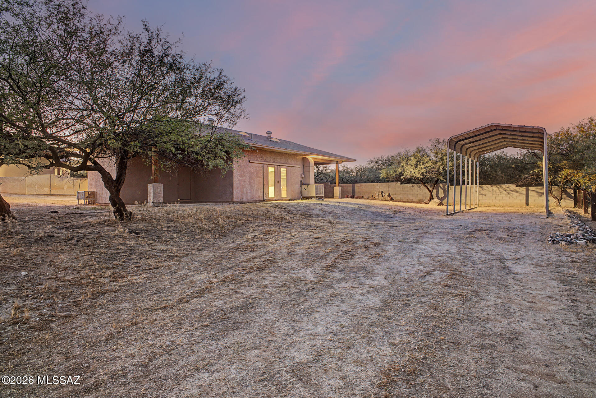 15660 North Pharlap Road Tucson, AZ 85739 - Photo 10 of 49 Workshop/RV