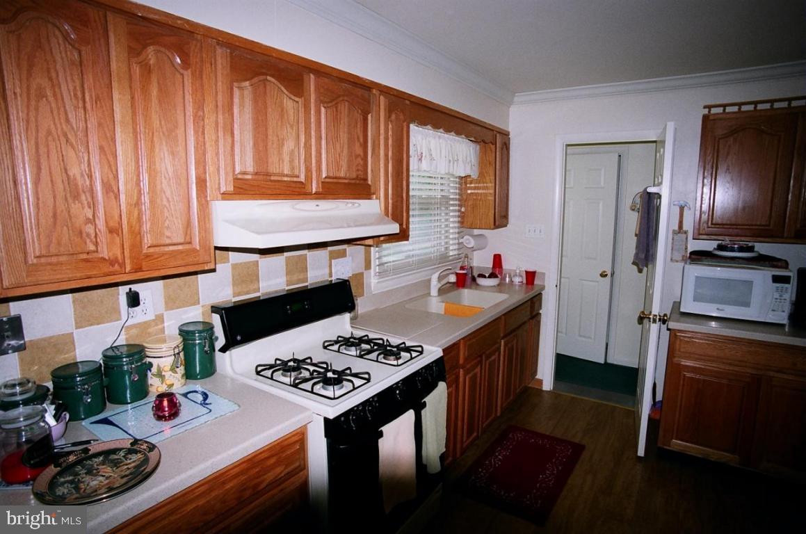 1018 Hunsicker Road Lancaster, PA 17601 - Photo 2 of 21