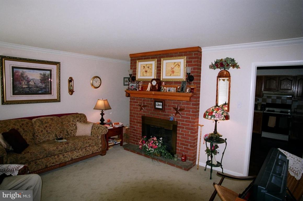 1018 Hunsicker Road Lancaster, PA 17601 - Photo 5 of 21