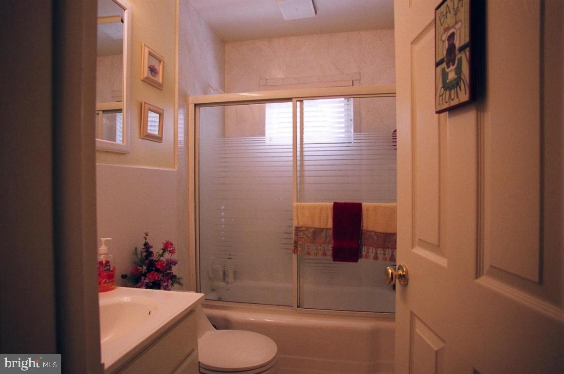 1018 Hunsicker Road Lancaster, PA 17601 - Photo 9 of 21
