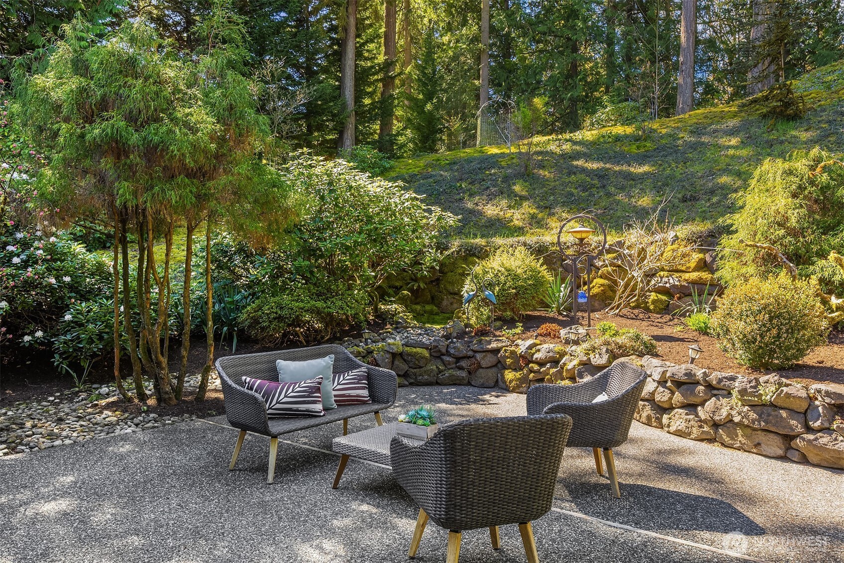 16309 110th Avenue Northeast Bothell, WA 98011 - Photo 35 of 38 a view of a backyard with furniture and a plants