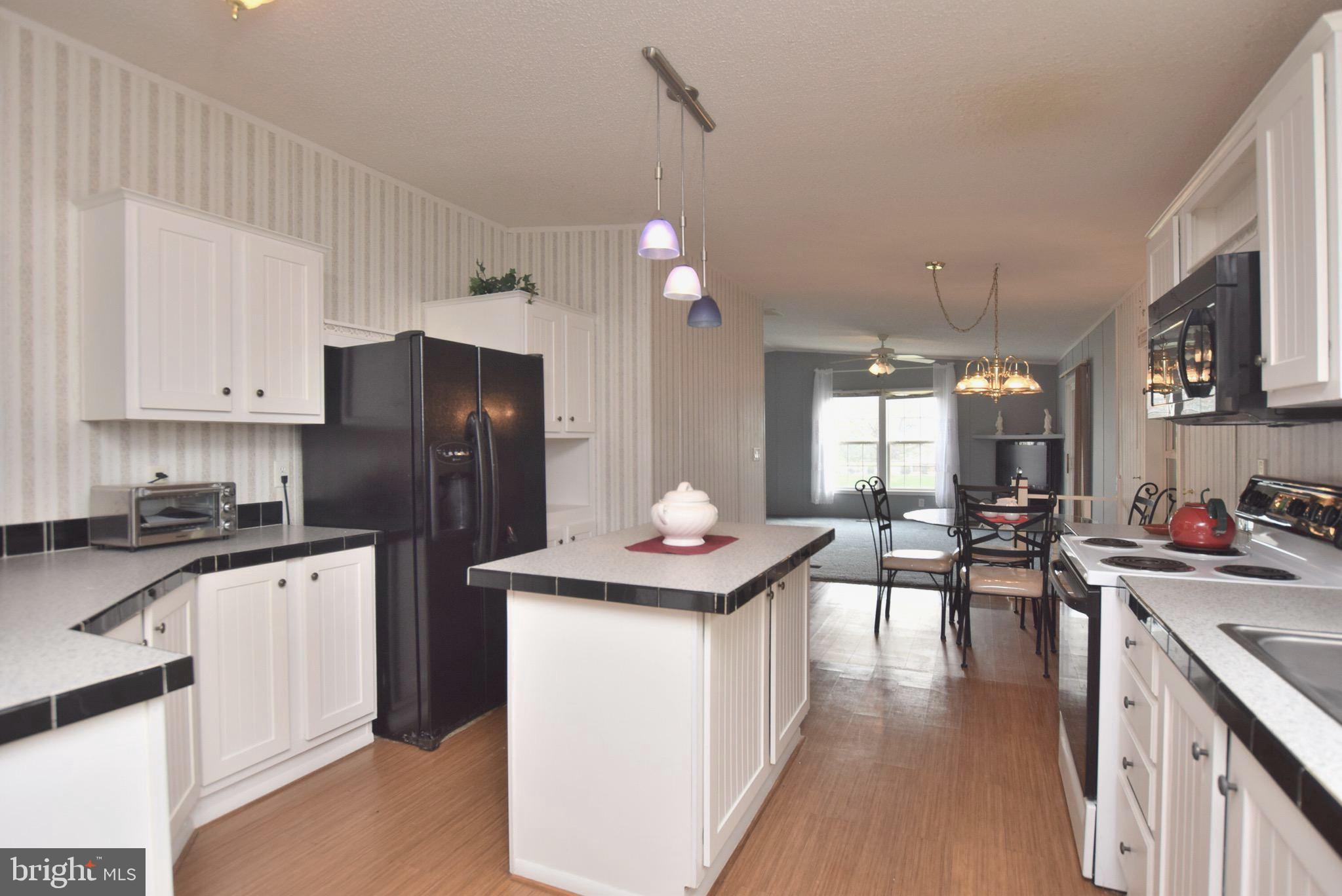 258 Blackwell Road Colonial Beach, VA 22443 - Photo 6 of 34 Kitchen