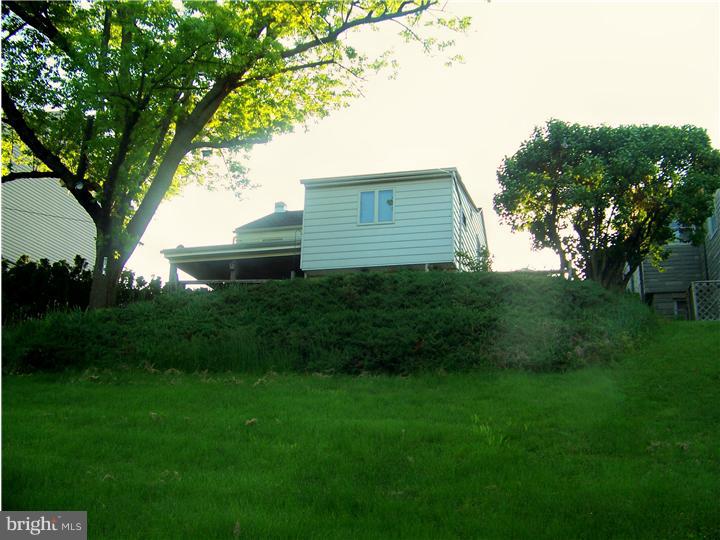 1516 Ridge Avenue Reading, PA 19607 - Photo 7 of 19 Gallery Image 7