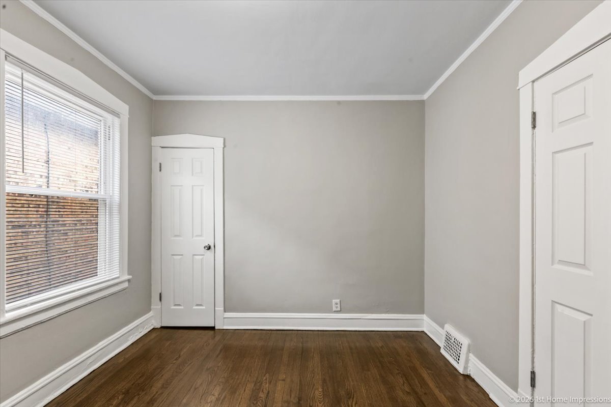 6228 South Fairfield Avenue Chicago, IL 60629 - Photo 12 of 19