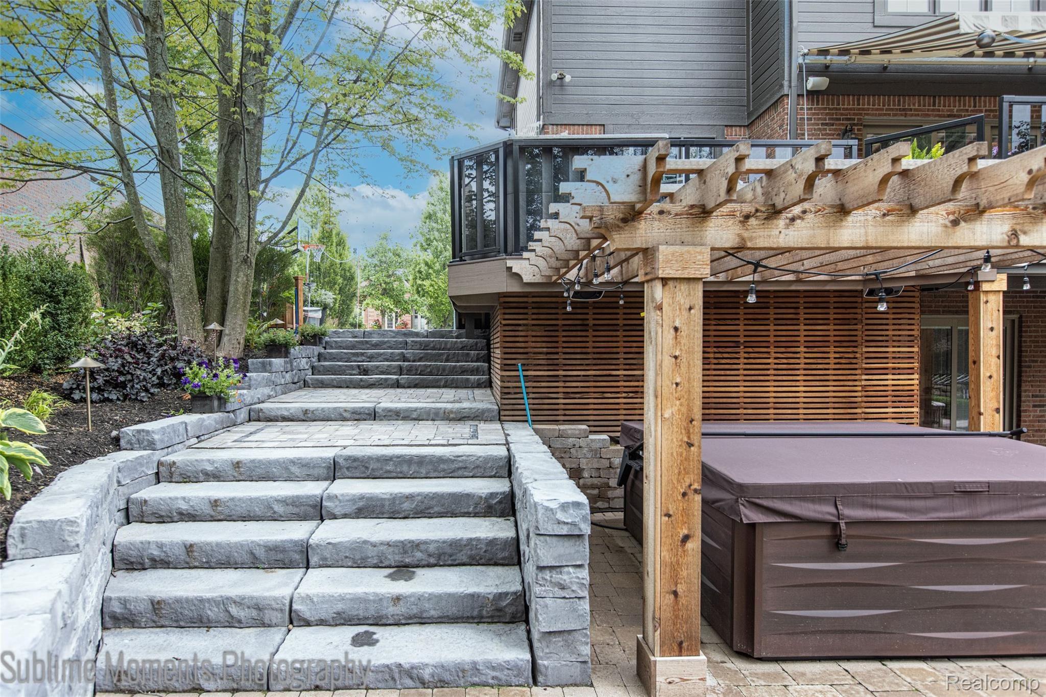 520 Springview Drive Rochester, MI 48307 - Photo 52 of 58 51 - Amazing Hardscape.jpg