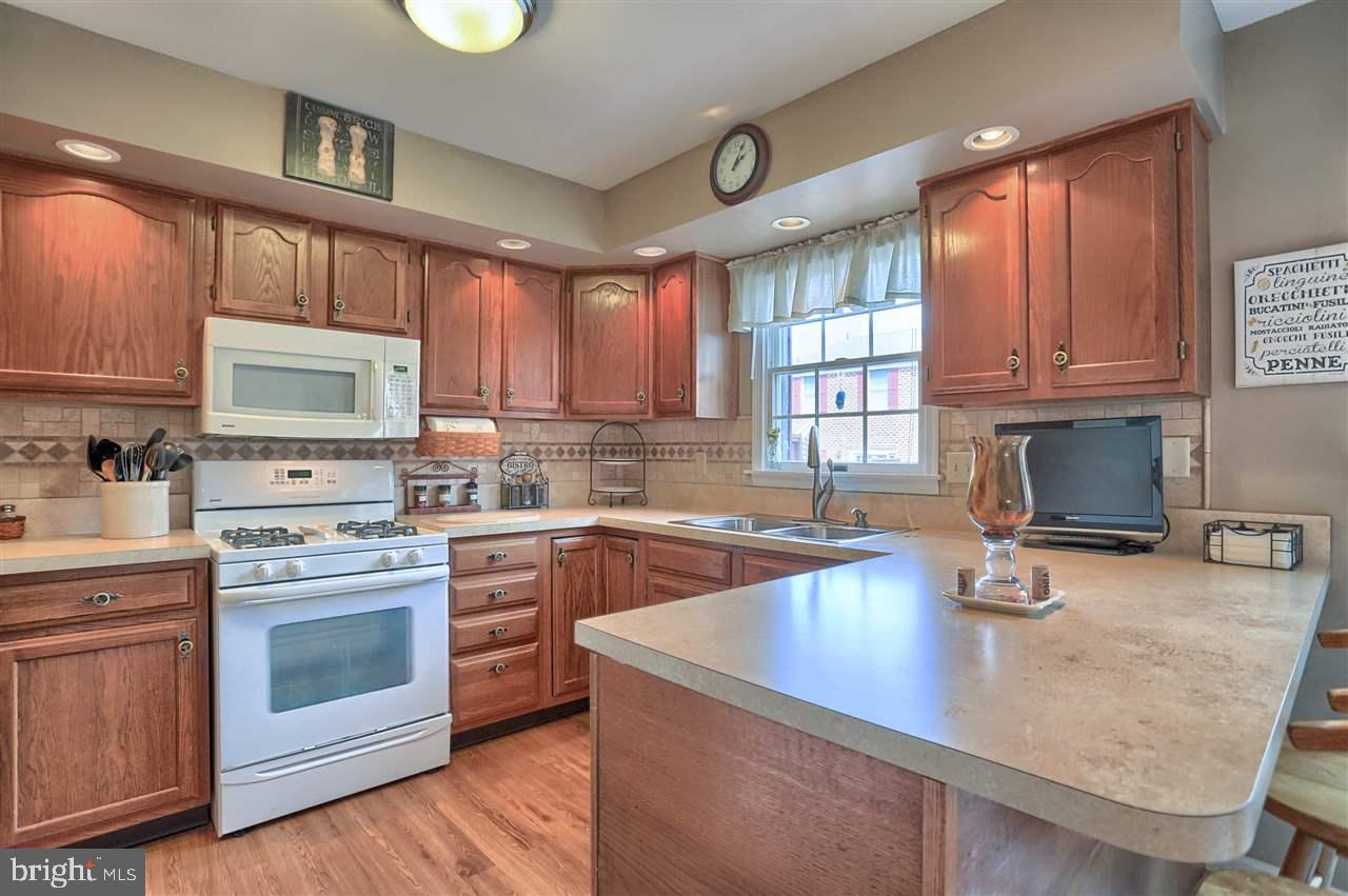 906 Chambers Ridge York, PA 17402 - Photo 19 of 36 Gallery Image 19