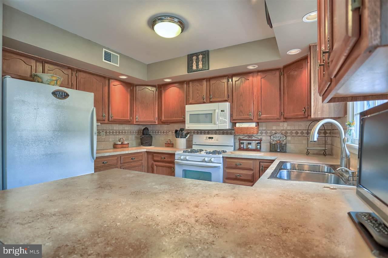 906 Chambers Ridge York, PA 17402 - Photo 22 of 36 Gallery Image 22