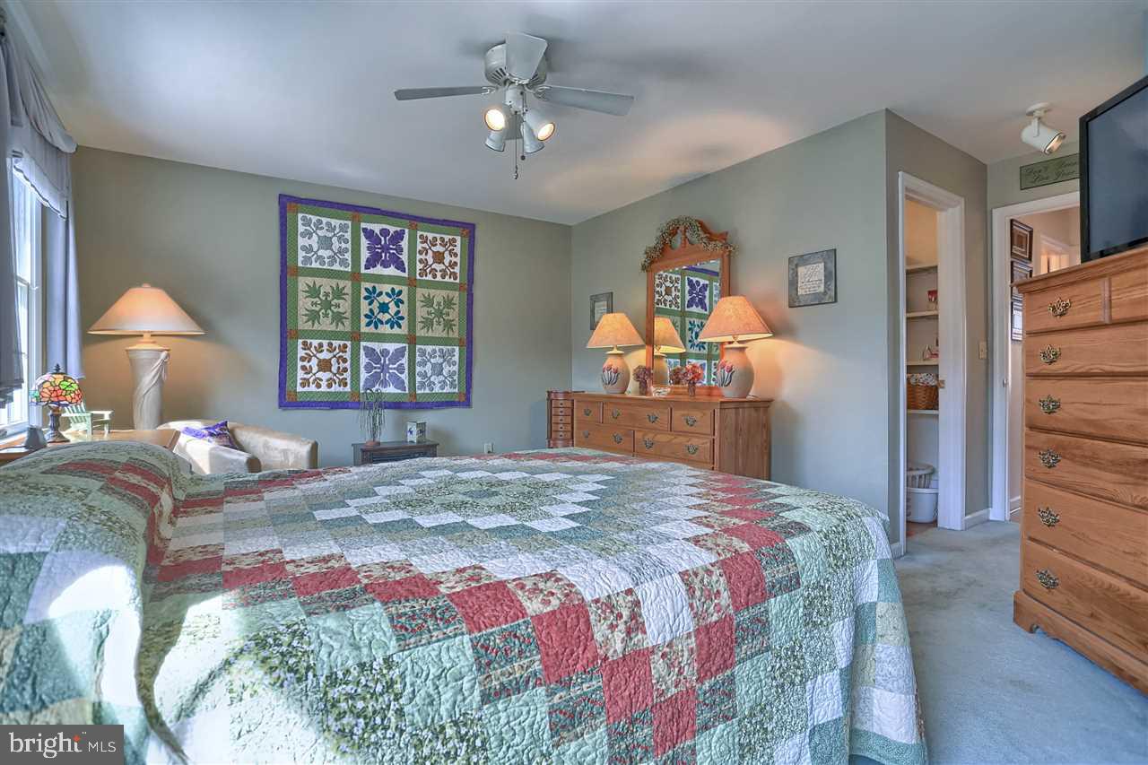 906 Chambers Ridge York, PA 17402 - Photo 27 of 36 Gallery Image 27