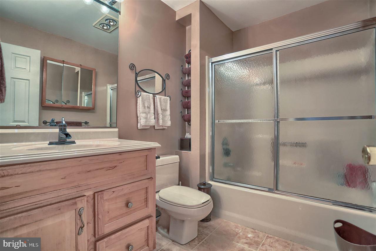 906 Chambers Ridge York, PA 17402 - Photo 29 of 36 Gallery Image 29