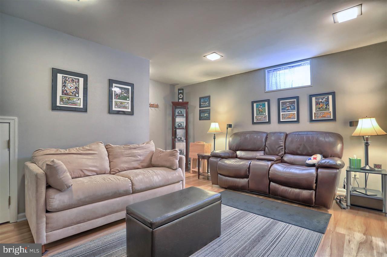906 Chambers Ridge York, PA 17402 - Photo 34 of 36 Gallery Image 34