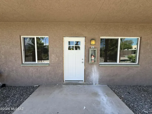 $1,195 | 1518 East Hedrick Drive, Unit M, Tucson, AZ 85719
