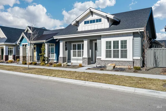 $523,900 | 3480 East Macumbo Lane, Meridian, ID 83642