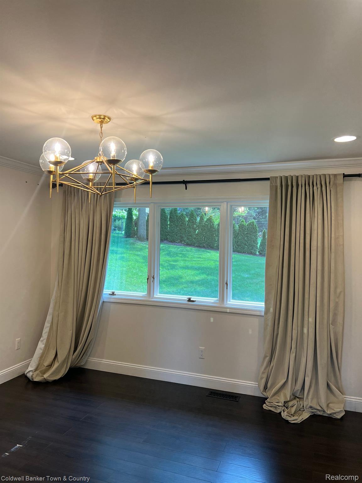 3747 Franklin Road Bloomfield Hills, MI 48302 - Photo 10 of 24 Gallery Image 10