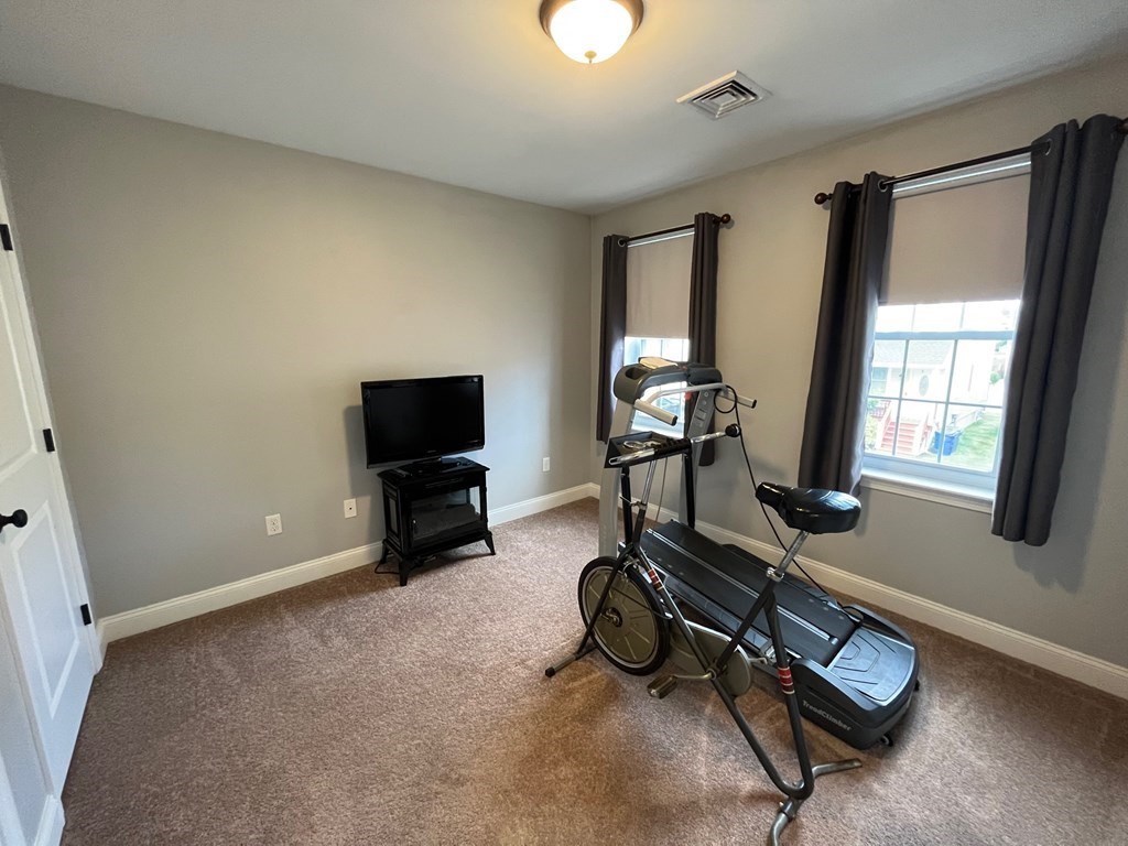 40 Winchester Lane, Unit 26 Fall River, MA 02721 - Photo 11 of 16