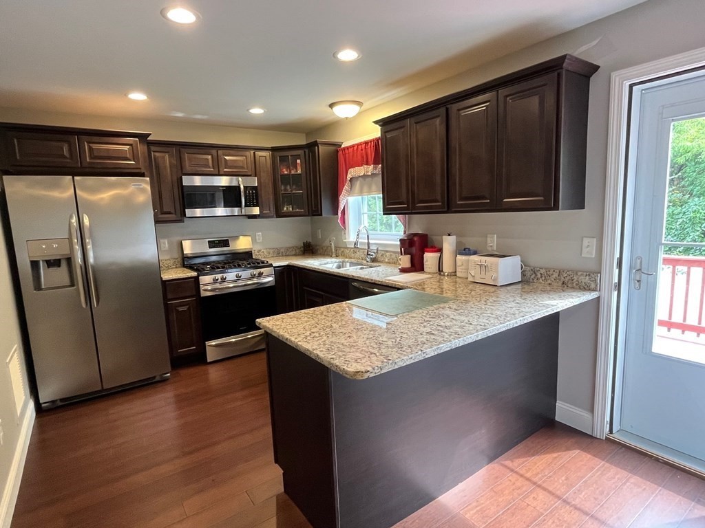 40 Winchester Lane, Unit 26 Fall River, MA 02721 - Photo 2 of 16