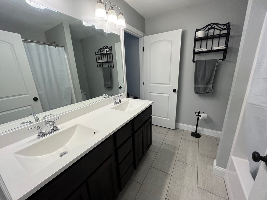 40 Winchester Lane, Unit 26 Fall River, MA 02721 - Photo 10 of 16
