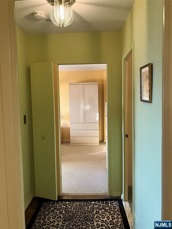 280 Prospect Avenue, Unit 11H Hackensack, NJ 07601 - Photo 11 of 20 a bathroom with a window