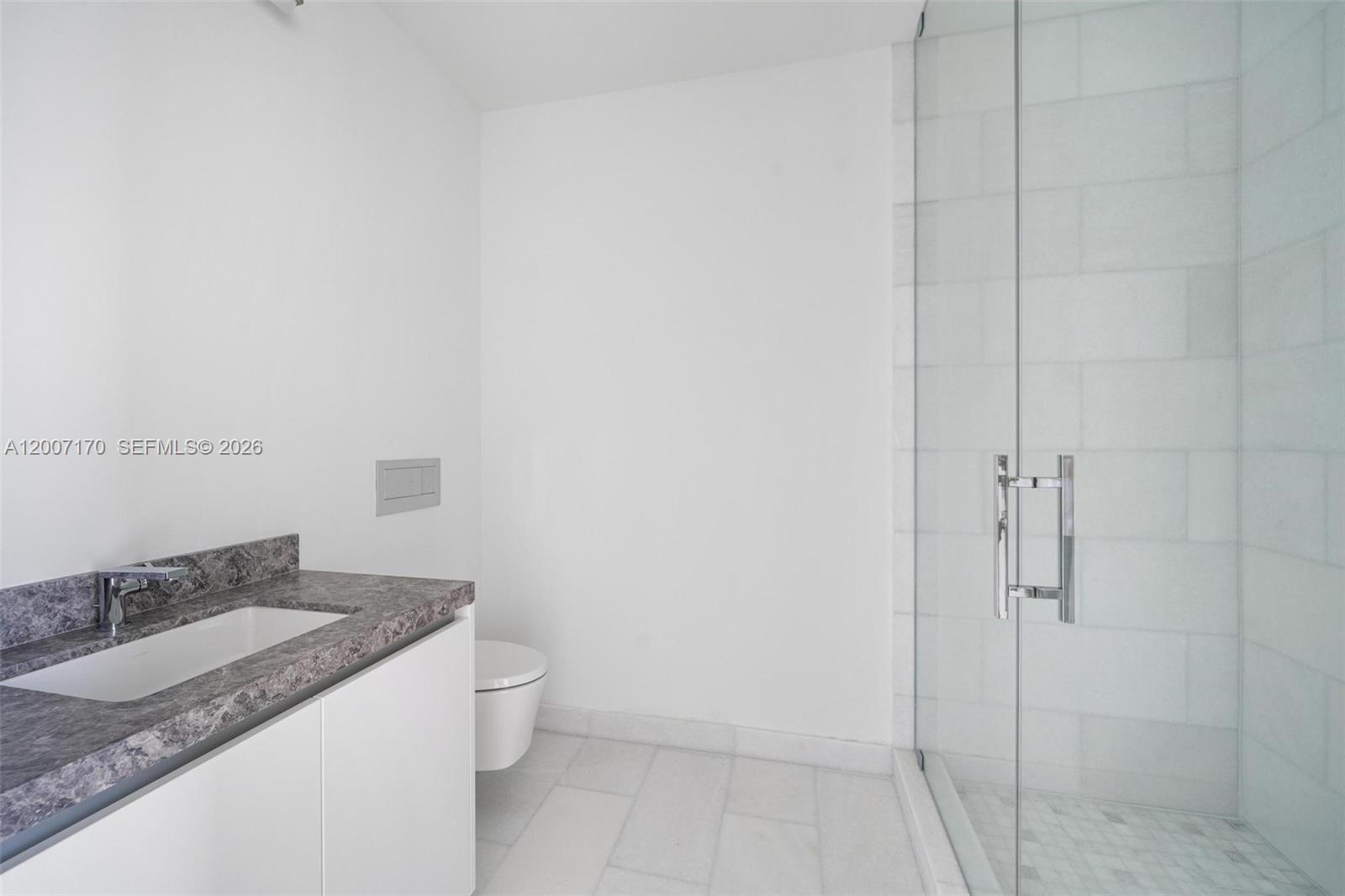 175 Southeast 25th Road, Unit 1904 Miami, FL 33129 - Photo 15 of 41 Gallery Image 15
