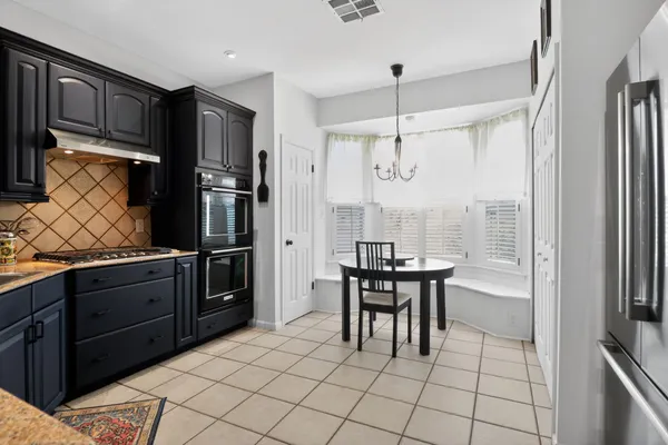 $2,300 | 1607 Gracy Farms Lane, Austin, TX 78758